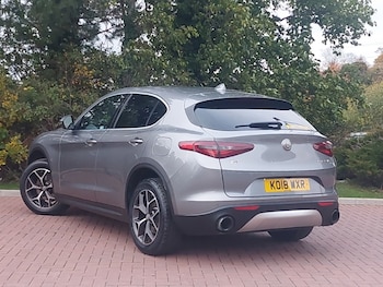 Used Alfa Romeo Stelvio 2018 for sale - 76737285: Photo