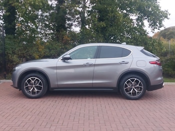 Used Alfa Romeo Stelvio 2018 for sale - 76737285: Photo