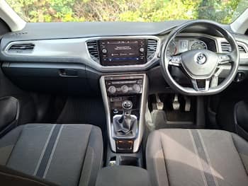 Used Volkswagen T-Roc 2020 for sale - 79772771: Photo