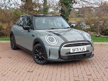 MINI Convertible feature image