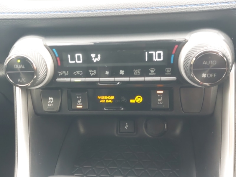 Used Toyota RAV4 2020 for sale - 76120996: Photo 18