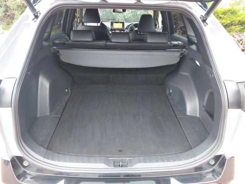 Used Toyota RAV4 2020 for sale - 76120996: Photo 8