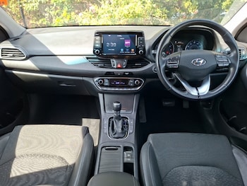 Used Hyundai i30 2017 for sale - 79315692: Photo