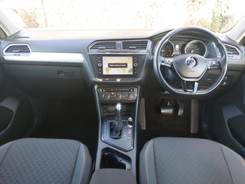 Used Volkswagen Tiguan 2019 for sale - 77130201: Photo 2