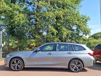Used BMW 3 Series 2024 for sale - 79525496: Photo