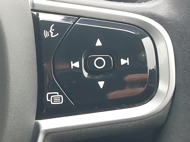 Used Volvo XC60 2022 for sale - 76571740: Photo 12