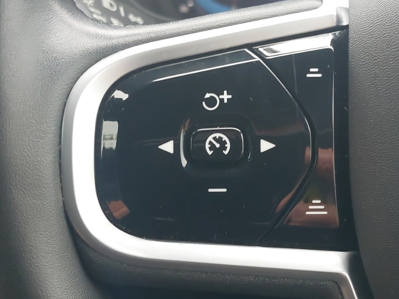 Used Volvo XC60 2022 for sale - 76571740: Photo 13