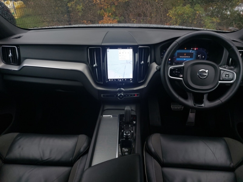 Used Volvo XC60 2022 for sale - 76571740: Photo 2