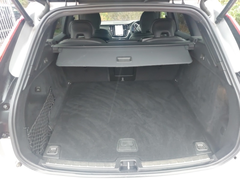 Used Volvo XC60 2022 for sale - 76571740: Photo 8