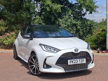 Used Toyota Yaris 2023 for sale - 79348151: Photo