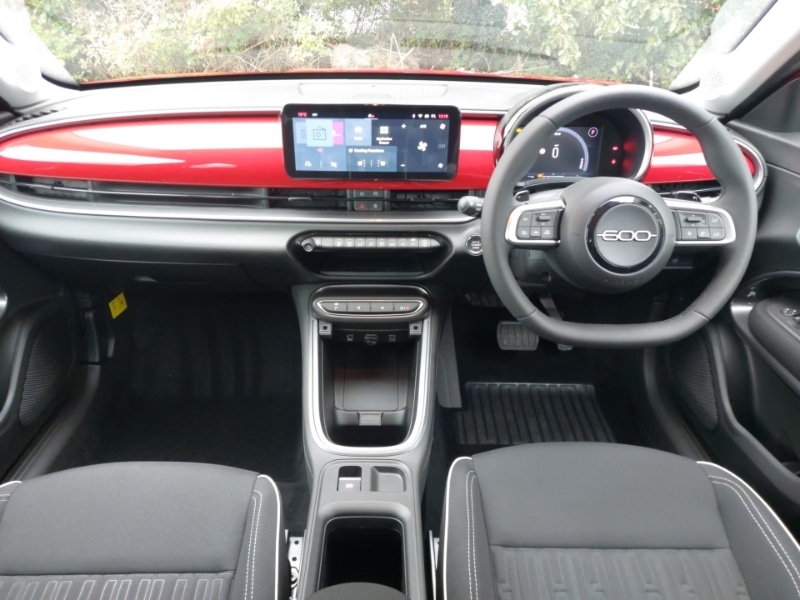 Used Fiat 600 2025 for sale - 76687637: Photo 2