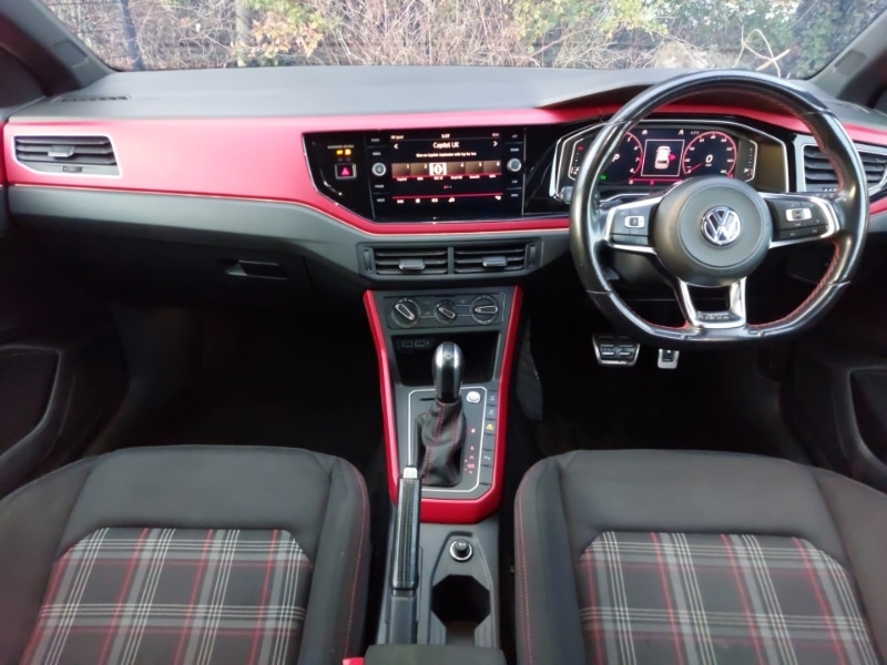 Used Volkswagen Polo 2020 for sale - 76932488: Photo 2