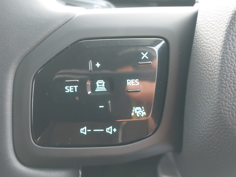 Used Ford Explorer 2025 for sale - 76860642: Photo 13