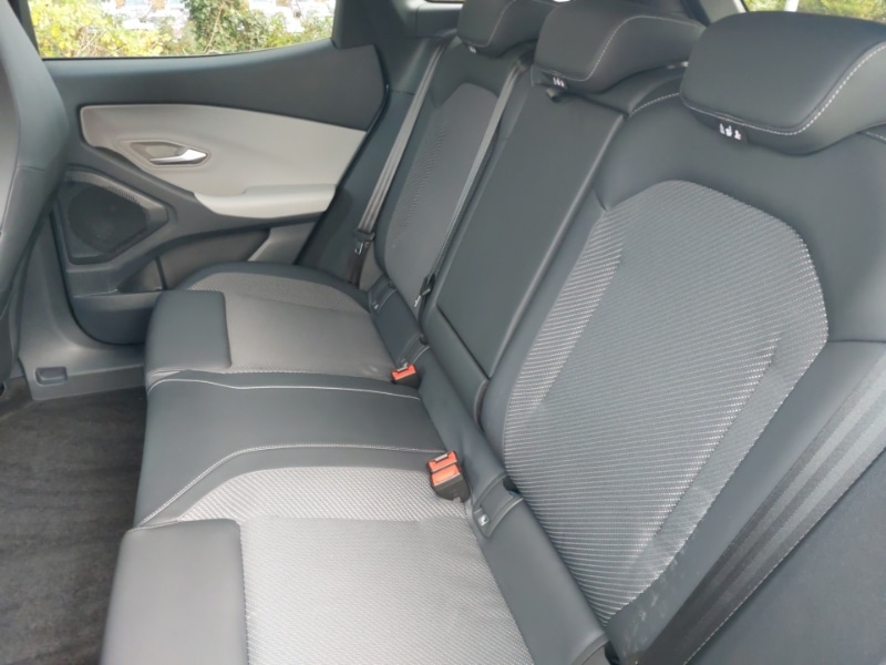 Used Ford Explorer 2025 for sale - 76860642: Photo 6