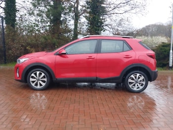 Used Kia Stonic 2022 for sale - 77852319: Photo