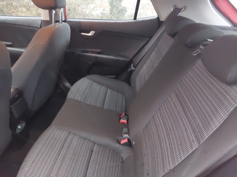 Used Kia Stonic 2022 for sale - 77852319: Photo 6