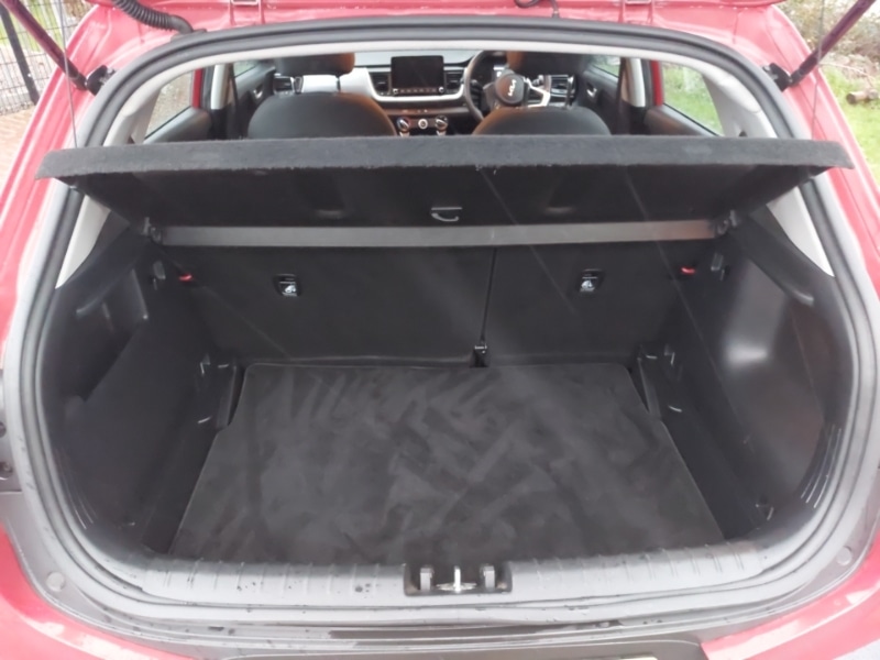 Used Kia Stonic 2022 for sale - 77852319: Photo 8