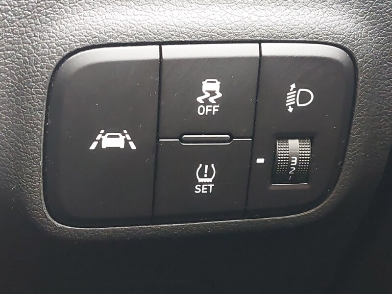 Used Hyundai i10 2023 for sale - 77596906: Photo 19