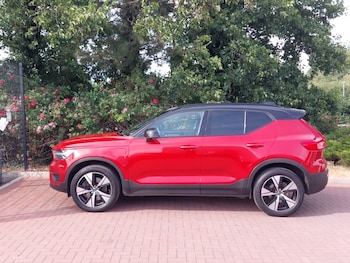 Used Volvo XC40 2022 for sale - 79157442: Photo
