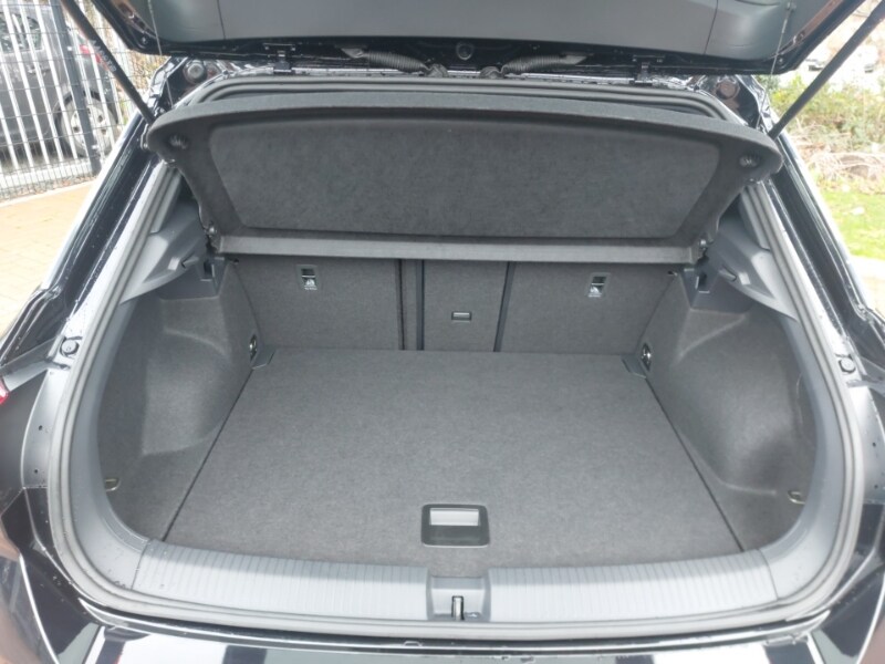 Used Volkswagen T-Roc 2025 for sale - 77580453: Photo 8