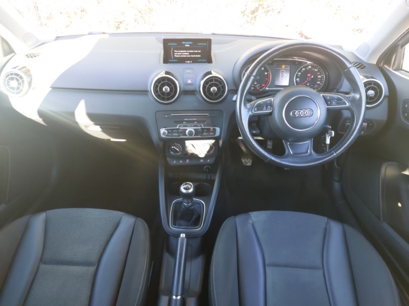 Used Audi A1 2016 for sale - 76651600: Photo 2