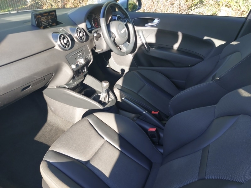 Used Audi A1 2016 for sale - 76651600: Photo 5