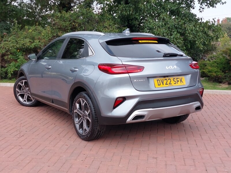 Used Kia XCeed 2022 for sale - 76150809: Photo 3