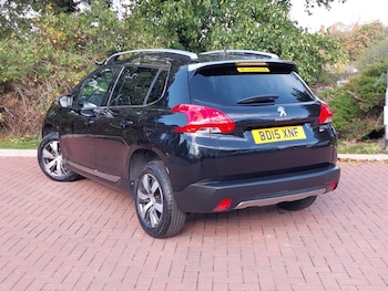 Used Peugeot 2008 2015 for sale - 76392917: Photo