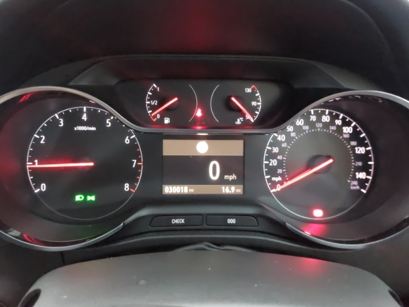 Used Vauxhall Crossland 2022 for sale - 77213936: Photo 11