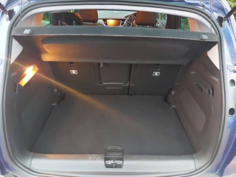 Used Vauxhall Crossland 2022 for sale - 77213936: Photo 8