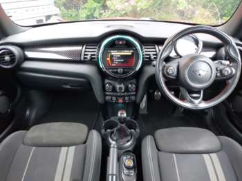Used MINI Hatch 2018 for sale - 74914030: Photo
