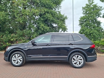 Used Volkswagen Tiguan Allspace 2023 for sale - 79348142: Photo