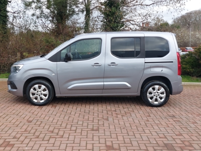 Used Vauxhall Combo Life 2022 for sale - 77651905: Photo 4