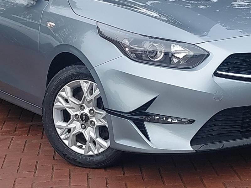 Used Kia Ceed 2023 for sale - 77357757: Photo 9