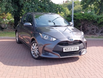 Used Toyota Yaris 2023 for sale - 79092223: Photo