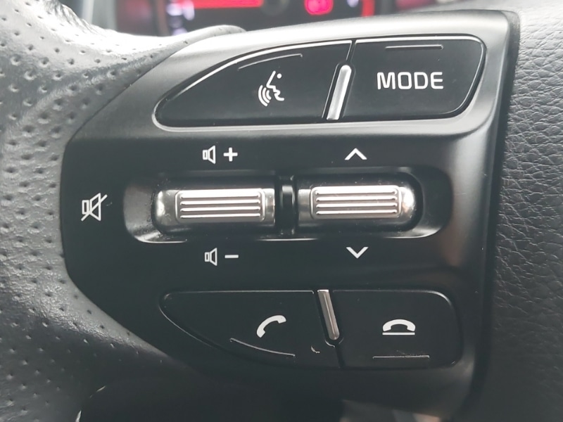 Used Kia Stonic 2022 for sale - 76478295: Photo 13