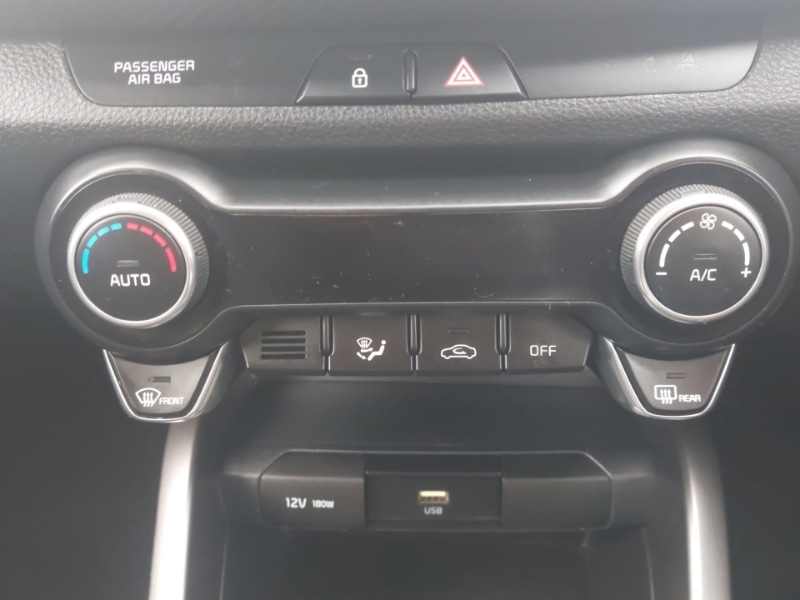 Used Kia Stonic 2022 for sale - 76478295: Photo 19