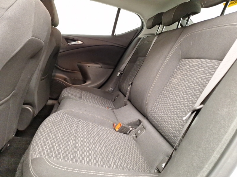 Used Vauxhall Astra 2018 for sale - 76487959: Photo 6