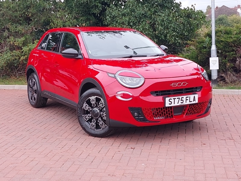 Used Fiat 600 2025 for sale - 76321357: Photo 1