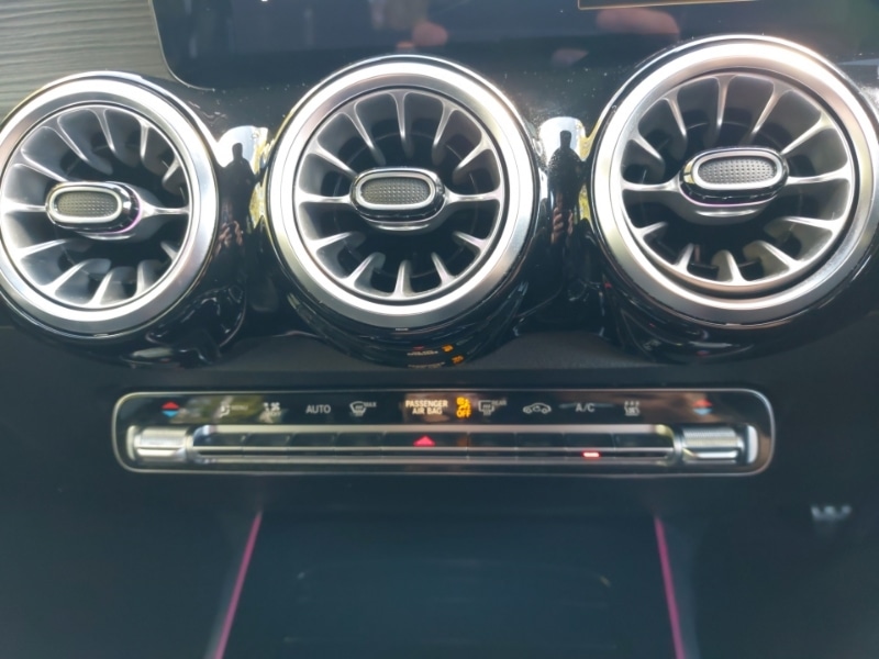 Used Mercedes-Benz EQB 2022 for sale - 76052368: Photo 17