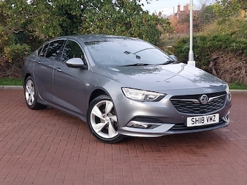 Vauxhall - Insignia
