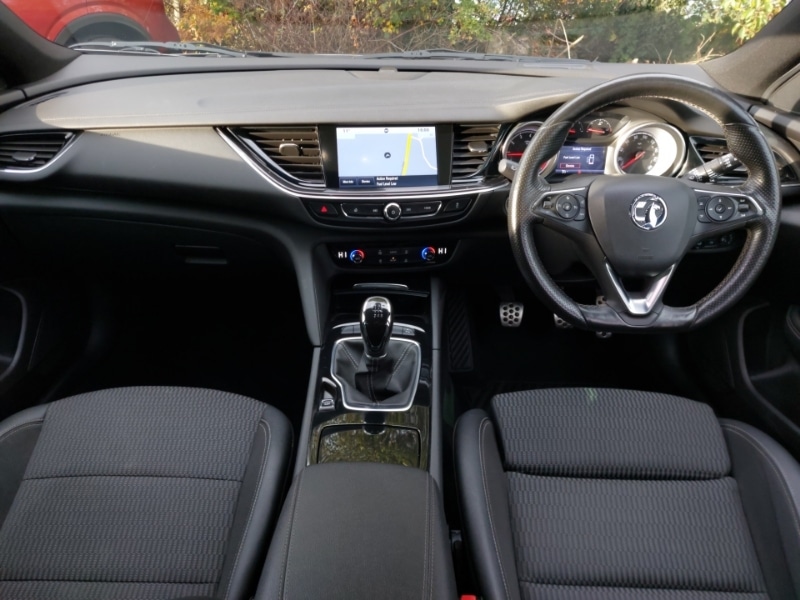 Used Vauxhall Insignia 2018 for sale - 76537304: Photo 2