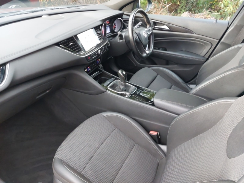 Used Vauxhall Insignia 2018 for sale - 76537304: Photo 5