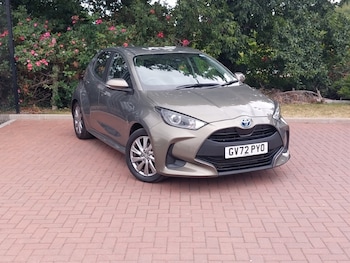 Used Toyota Yaris 2023 for sale - 79061180: Photo
