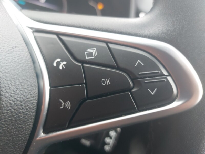 Used Renault Clio 2023 for sale - 77816830: Photo 12