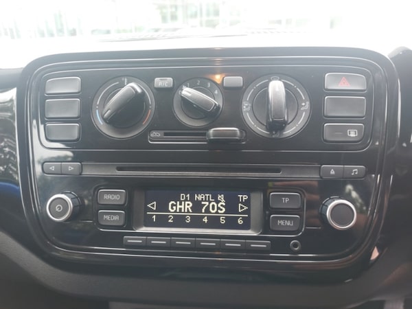 Used Volkswagen up! 2014 for sale - 76169503: Photo 14