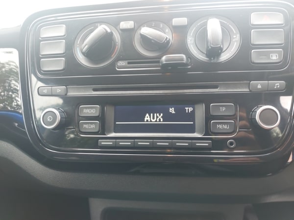 Used Volkswagen up! 2014 for sale - 76169503: Photo 15