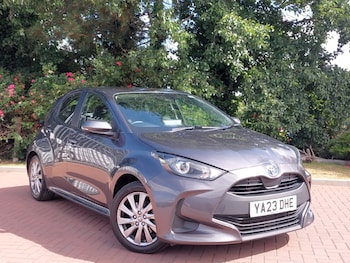 Used Toyota Yaris 2023 for sale - 79056412: Photo