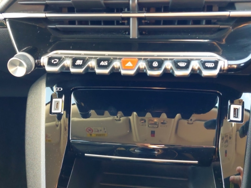 Used Peugeot 2008 2021 for sale - 77922817: Photo 18