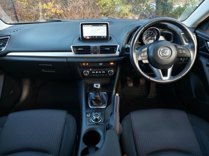 Used Mazda Mazda3 2014 for sale - 76800273: Photo 2